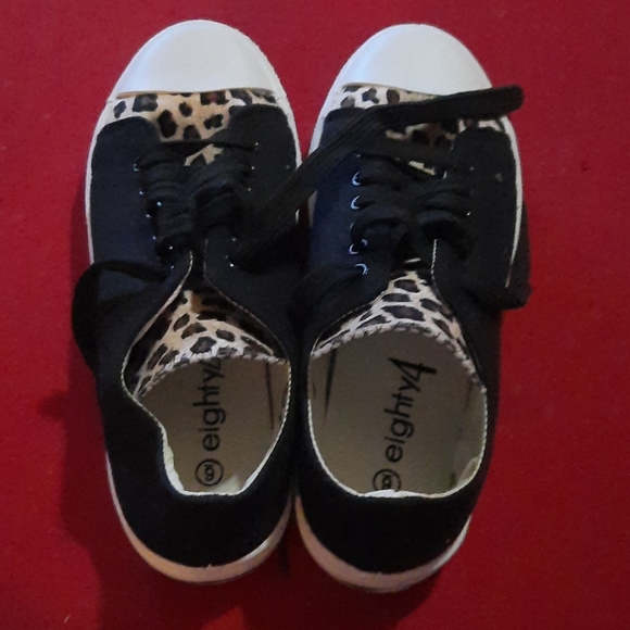 Shoes - Leopard sneakers